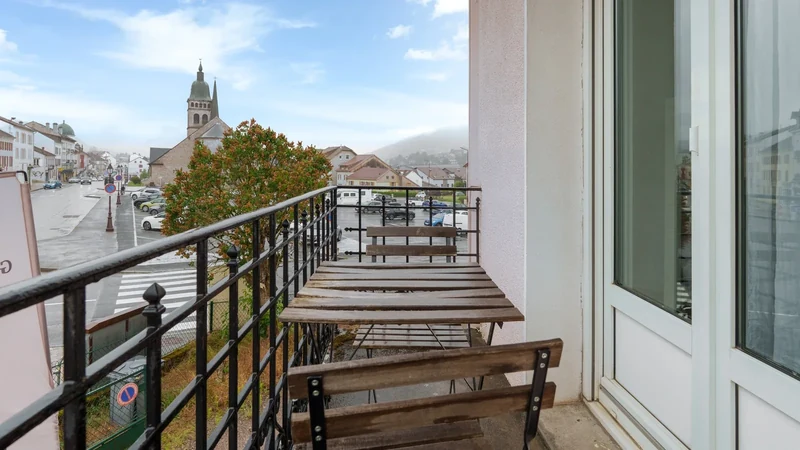 Balcon de l'appartement Trailbase avec vue sur Gérardmer et les Vosges
