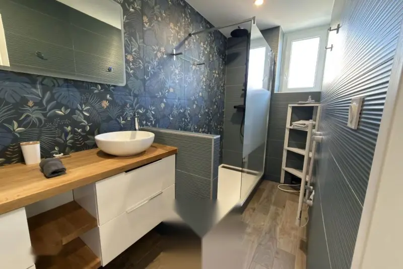 Salle de bain moderne
